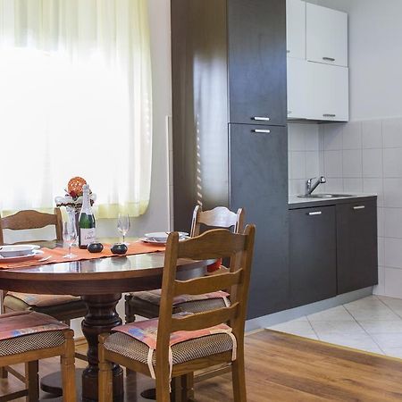 Apartment Amber Koromacno Room photo